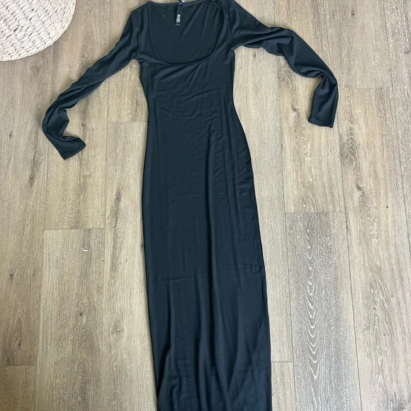 satin black long dress Sheath Sweetheart Long Satin Prom Dress with Slit, Black / 18 main image 0